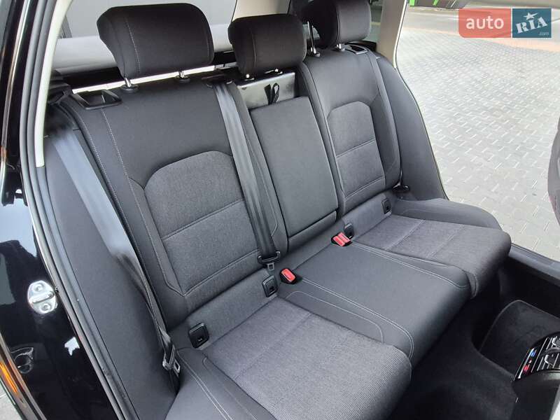 Универсал Volkswagen Passat 2019 в Одессе фото 125 Универсал Volkswagen Passat 2019 в Одессе