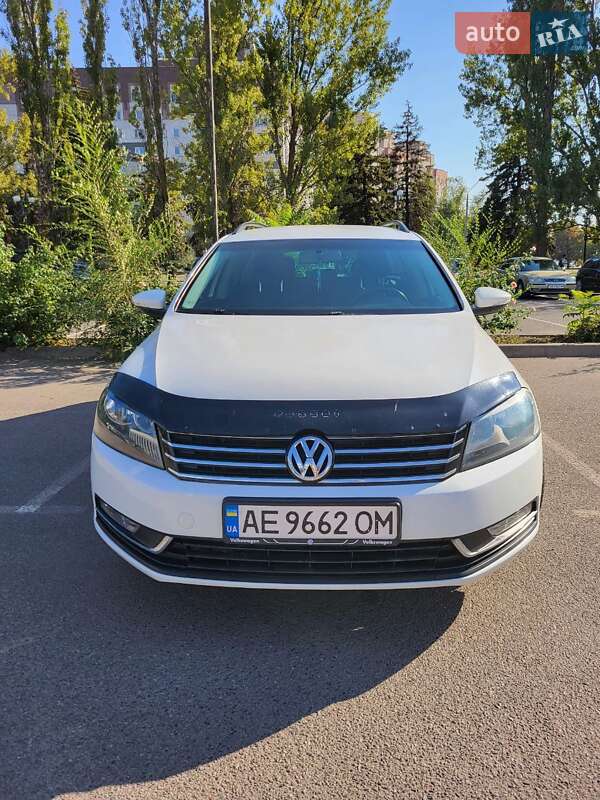 Универсал Volkswagen Passat 2013 в Кривом Роге