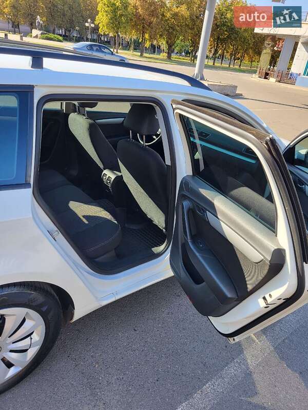 Универсал Volkswagen Passat 2013 в Кривом Роге