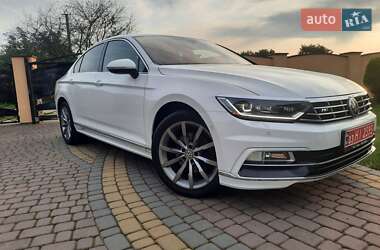 Седан Volkswagen Passat 2018 в Львові