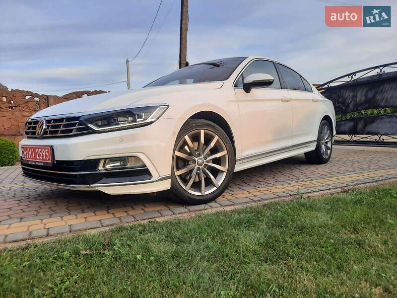 Седан Volkswagen Passat 2018 в Стрые