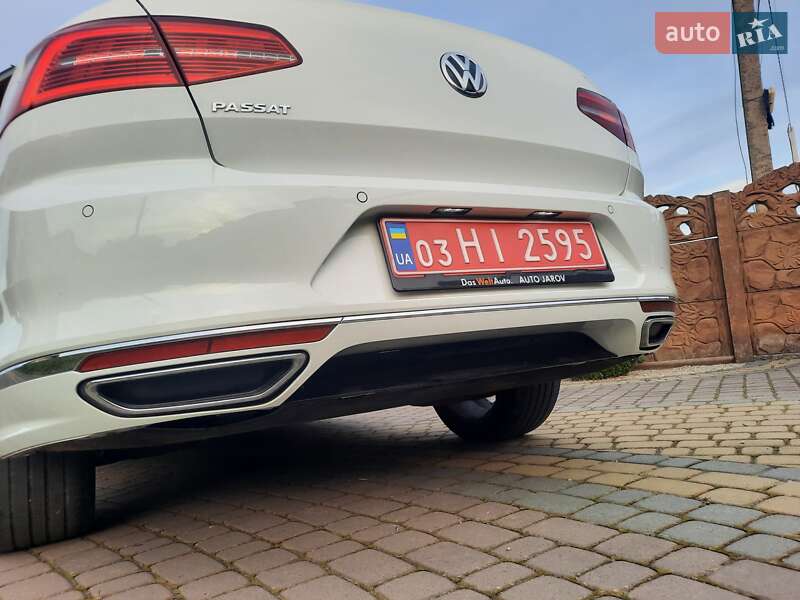 Седан Volkswagen Passat 2018 в Стрые