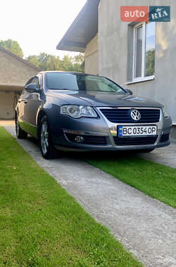 Седан Volkswagen Passat 2008 в Ходореві