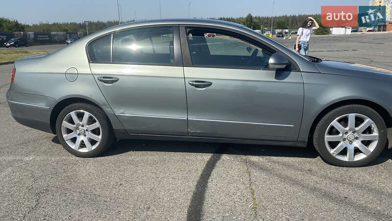 Седан Volkswagen Passat 2006 в Києві