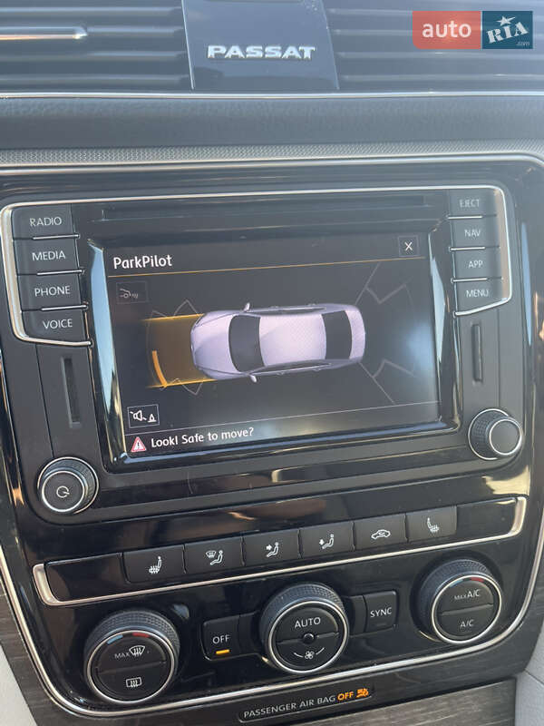 Седан Volkswagen Passat 2018 в Дніпрі