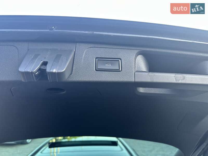 Универсал Volkswagen Passat 2020 в Луцке фото 9 Универсал Volkswagen Passat 2020 в Луцке