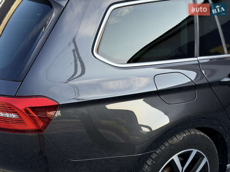 Универсал Volkswagen Passat 2018 в Стрые