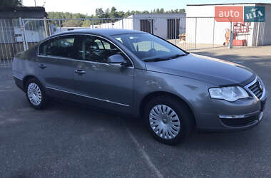 Седан Volkswagen Passat 2006 в  фото 6 Седан Volkswagen Passat 2006 в