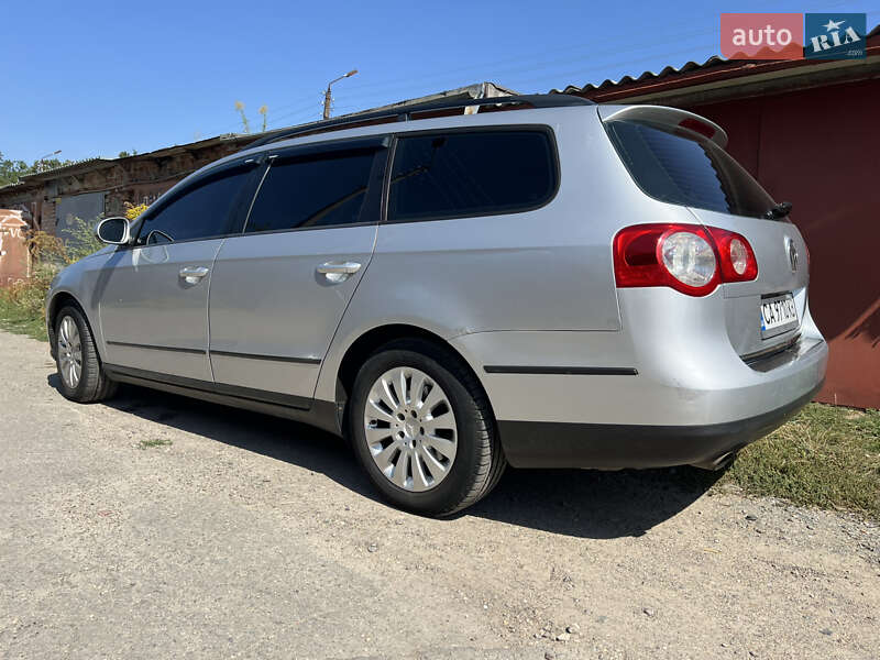 Універсал Volkswagen Passat 2006 в Умані