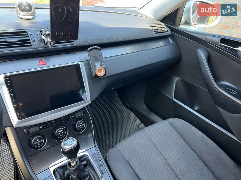 Універсал Volkswagen Passat 2006 в Умані