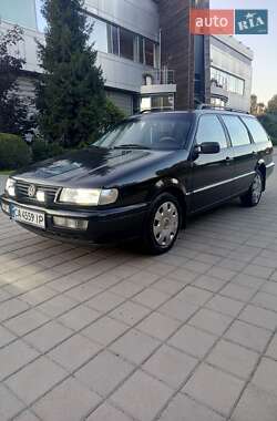 Универсал Volkswagen Passat 1995 в Черкассах