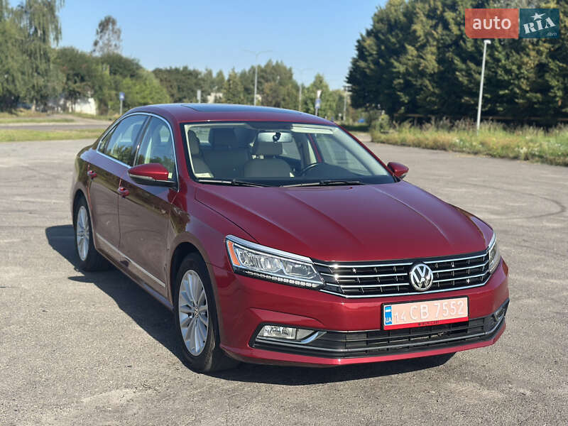 Седан Volkswagen Passat 2017 в Львове