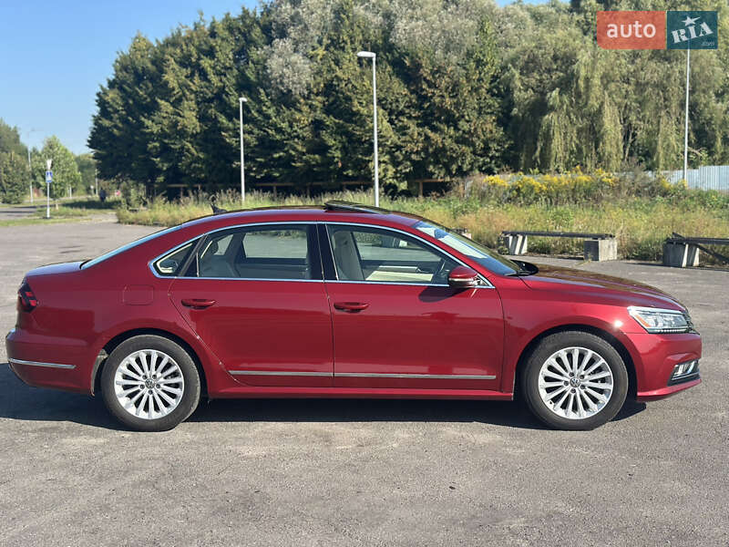 Седан Volkswagen Passat 2017 в Львове