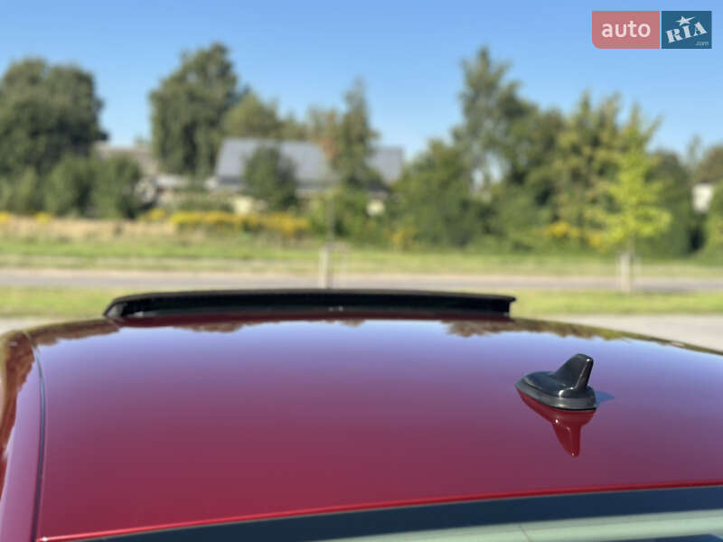 Седан Volkswagen Passat 2017 в Львове