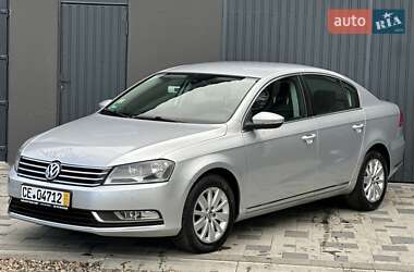 Седан Volkswagen Passat 2013 в Ивано-Франковске
