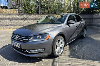 Седан Volkswagen Passat 2015 в Одессе