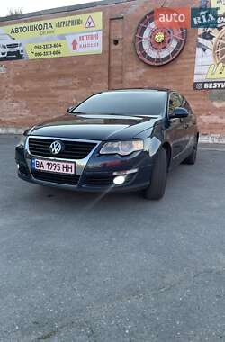 Седан Volkswagen Passat 2007 в Кропивницькому