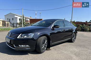 Седан Volkswagen Passat 2013 в Черкассах