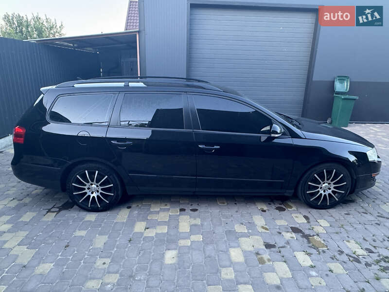 Универсал Volkswagen Passat 2009 в Хмельницком