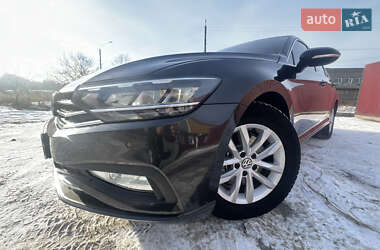 Универсал Volkswagen Passat 2020 в 