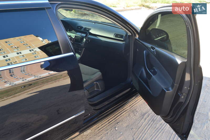 Универсал Volkswagen Passat 2010 в Запорожье
