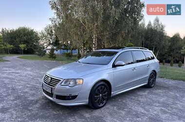 Універсал Volkswagen Passat 2010 в 