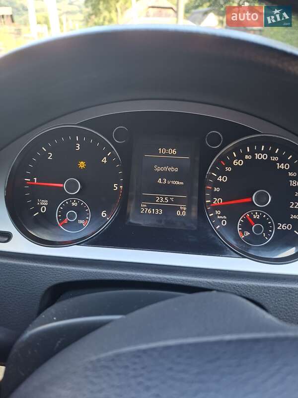 Универсал Volkswagen Passat 2010 в Воловце