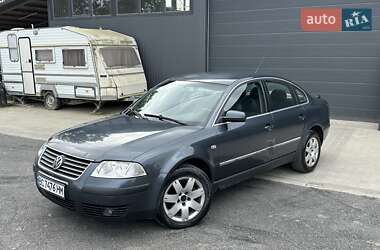 Седан Volkswagen Passat 2002 в Рудки