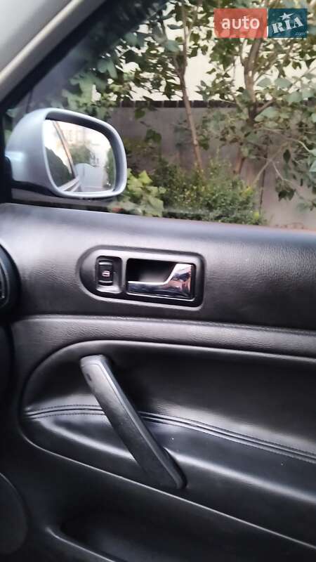 Седан Volkswagen Passat 2001 в Тульчине