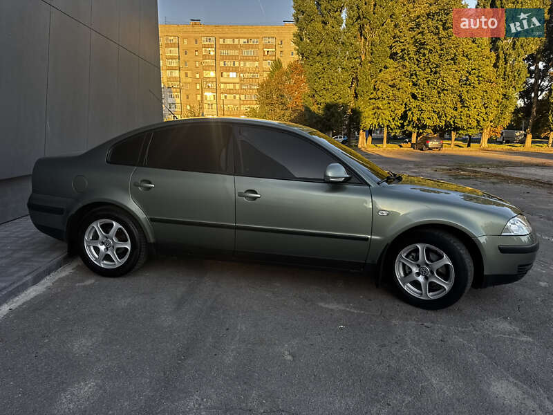 Седан Volkswagen Passat 2003 в Кременчуге фото 11 Седан Volkswagen Passat 2003 в Кременчуге