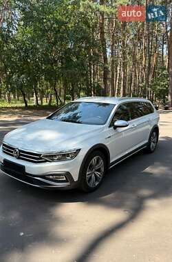 Универсал Volkswagen Passat 2019 в Черкассах