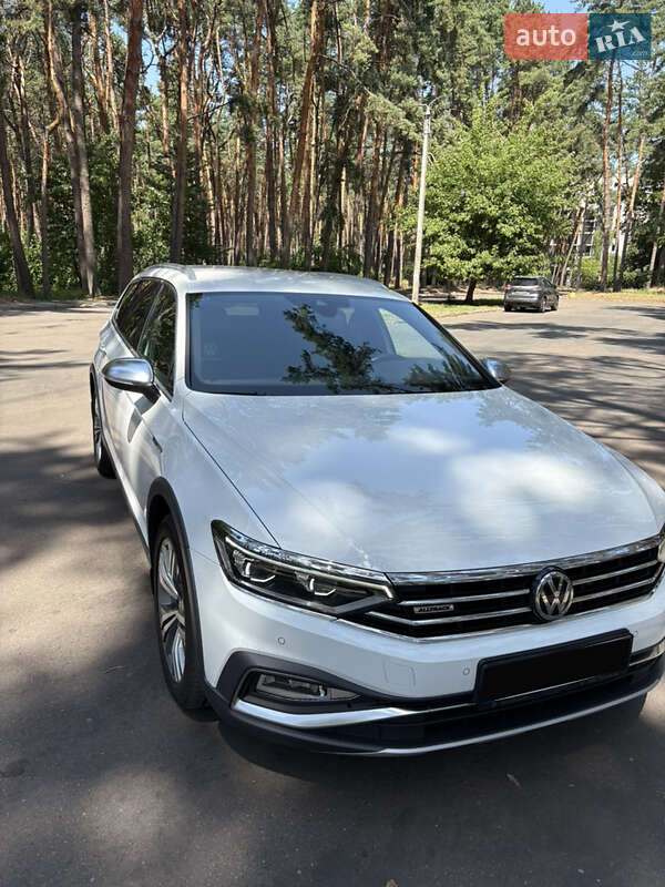Універсал Volkswagen Passat 2019 в Черкасах
