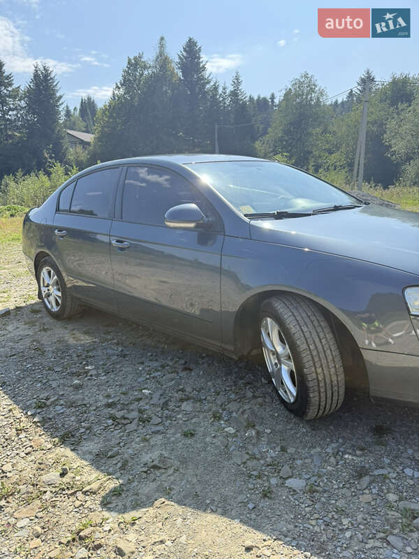 Седан Volkswagen Passat 2008 в Бориславі