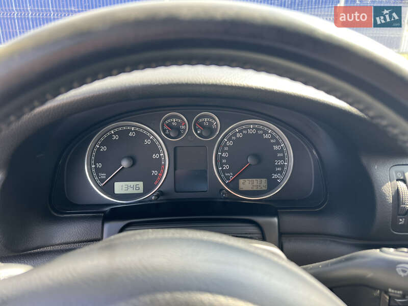 Седан Volkswagen Passat 2002 в Виннице