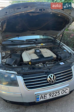 Седан Volkswagen Passat 2002 в Новомосковську