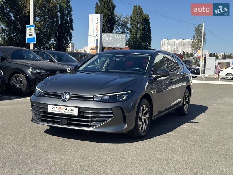Volkswagen Passat 2024