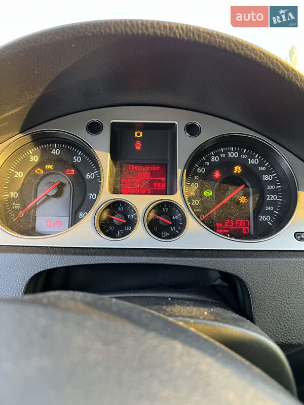 Седан Volkswagen Passat 2008 в Харькове