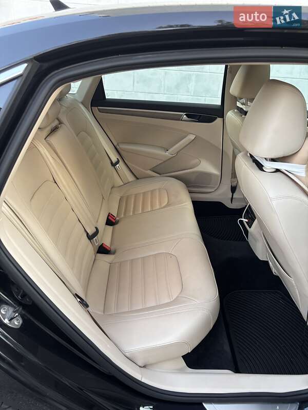 Седан Volkswagen Passat 2018 в Кропивницком