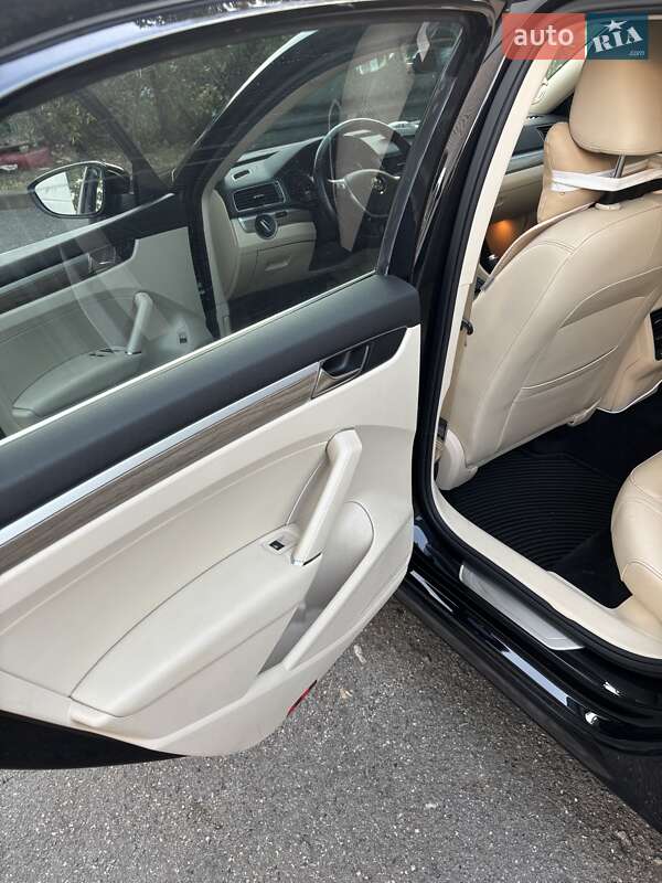 Седан Volkswagen Passat 2018 в Кропивницком