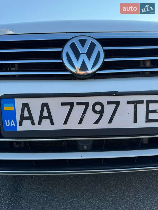 Універсал Volkswagen Passat 2018 в Києві