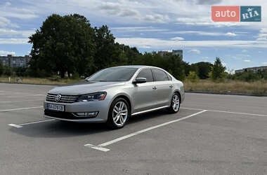Седан Volkswagen Passat 2012 в Кропивницком