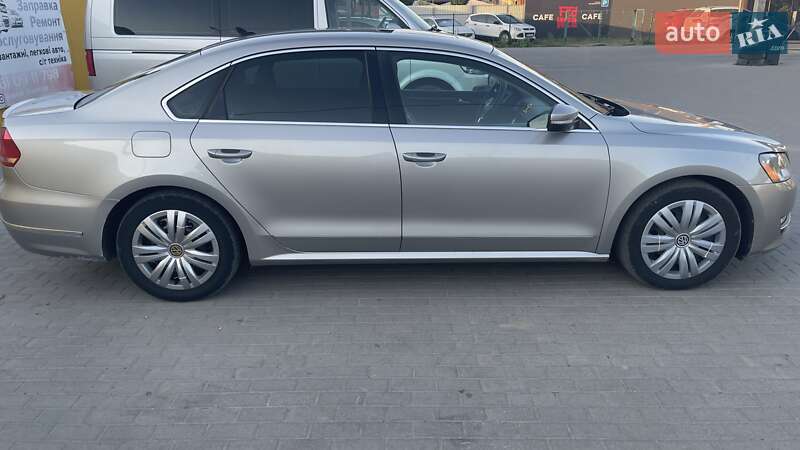 Седан Volkswagen Passat 2013 в Шепетовке