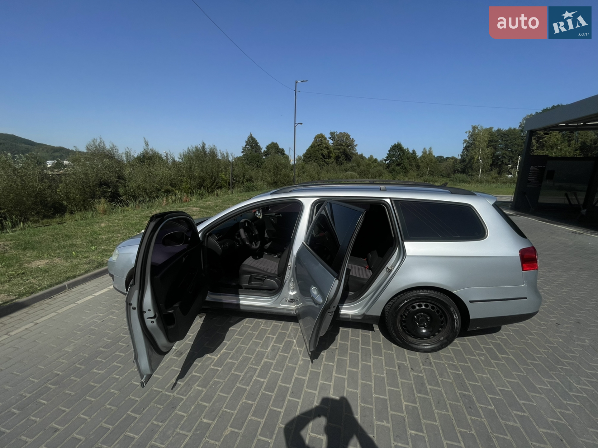 2010 Volkswagen Passat - мініатюра 3