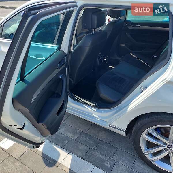 Универсал Volkswagen Passat 2017 в Луцке