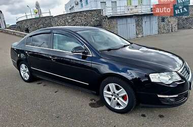 Седан Volkswagen Passat 2005 в Білій Церкві