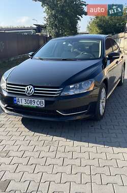 Седан Volkswagen Passat 2014 в Луцке