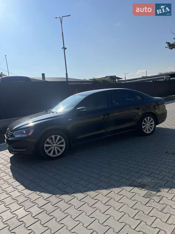 Седан Volkswagen Passat 2014 в Луцке фото 2 Седан Volkswagen Passat 2014 в Луцке