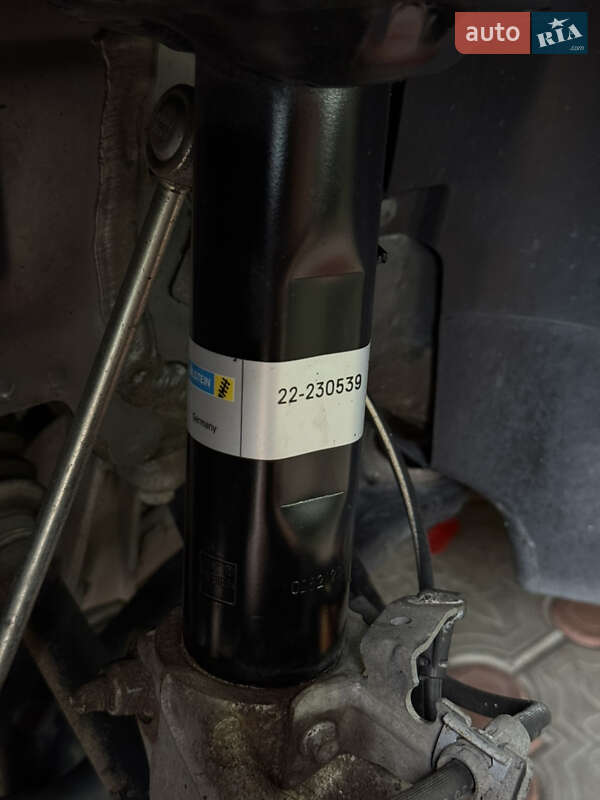 Универсал Volkswagen Passat 2017 в Житомире фото 85 Универсал Volkswagen Passat 2017 в Житомире