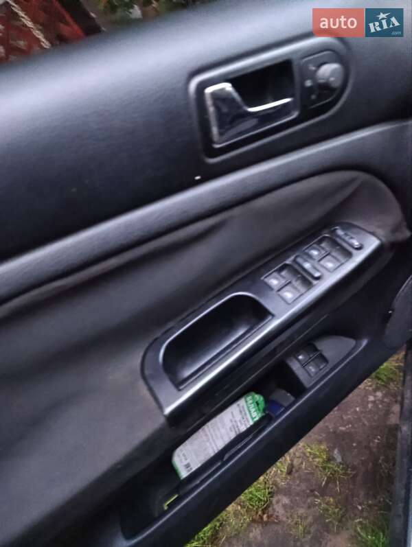 Седан Volkswagen Passat 2004 в Луцке фото 9 Седан Volkswagen Passat 2004 в Луцке