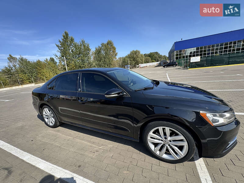 Седан Volkswagen Passat 2018 в Сумах